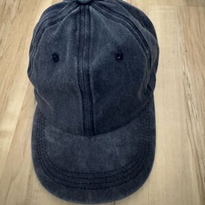 Dark blue unisex baseball cap